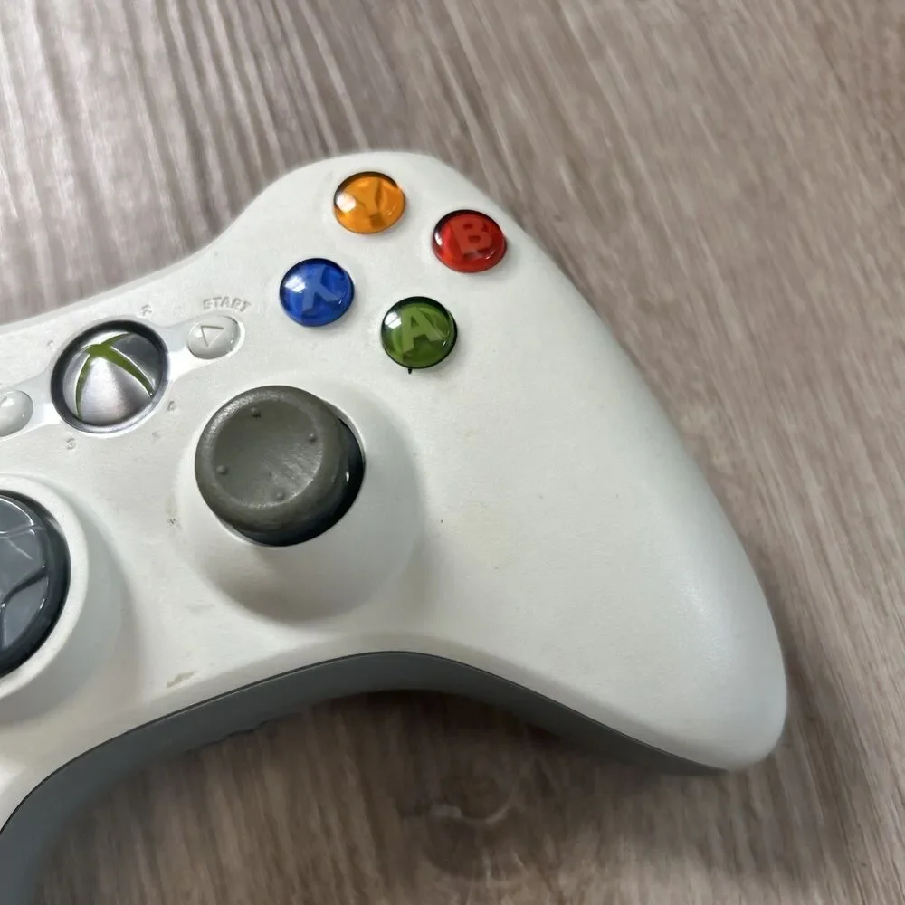 Microsoft Xbox 360 Wireless Controller White Tested Works NO Battery Cover READ